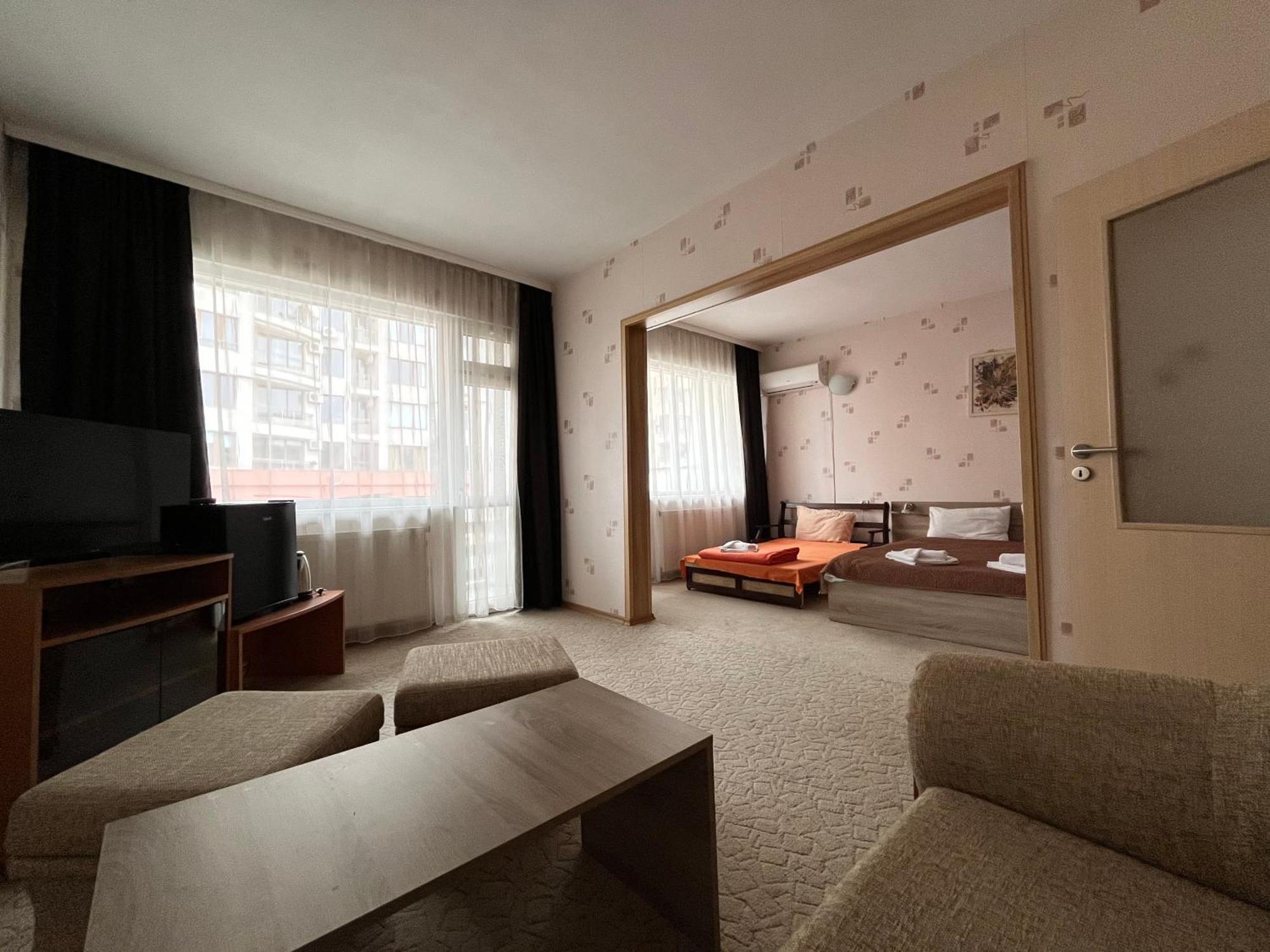 Park Hotel Ivailo فيليكو ترنوفو الغرفة الصورة